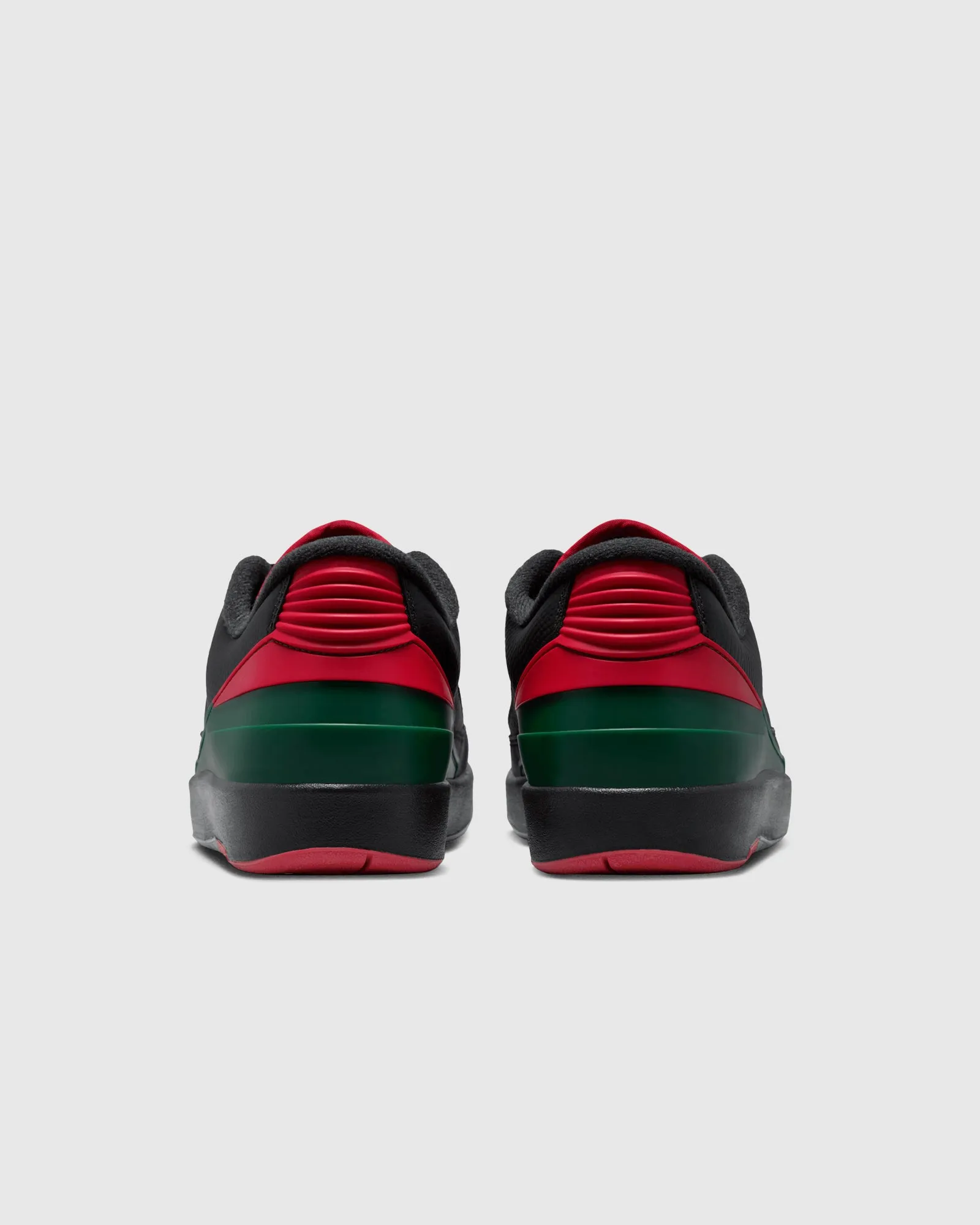 AIR JORDAN 2 RETRO LOW "CHRISTMAS"