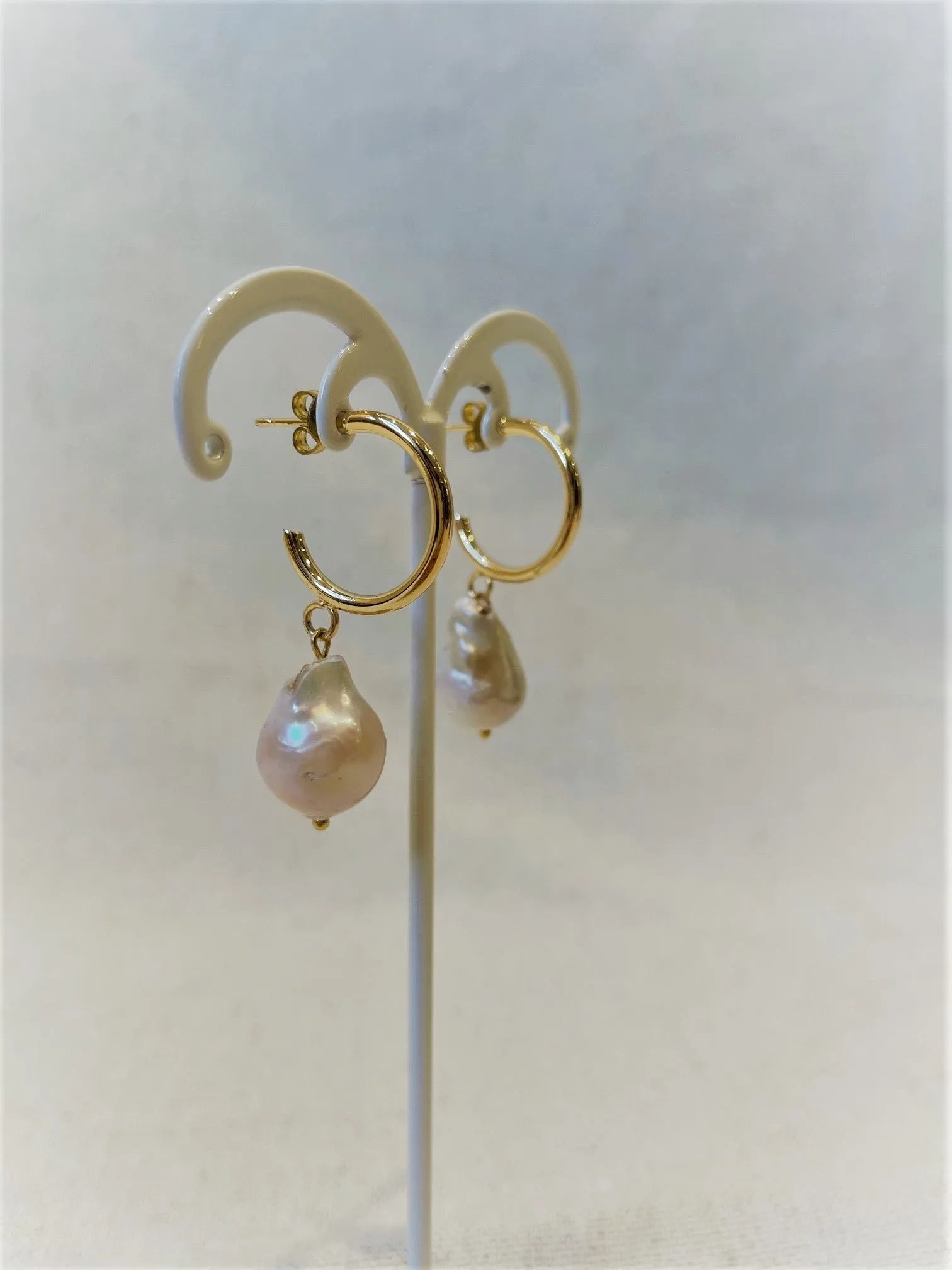 Alice Rose Jewellery - Gold Big Hoop & Pearl Earrings