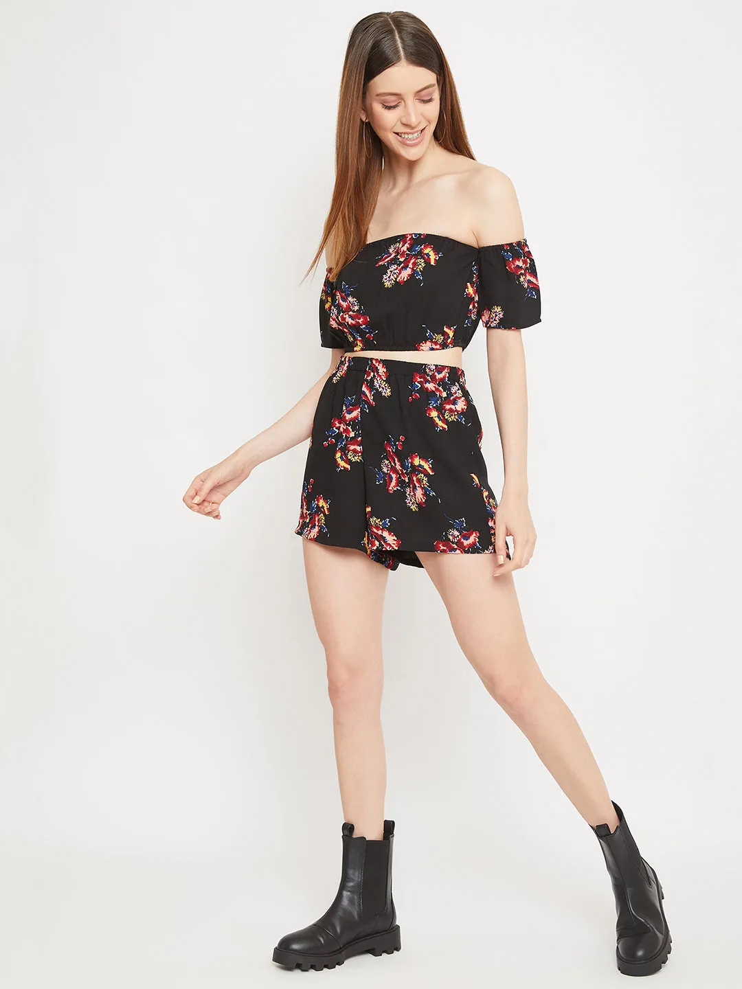 Berrylush Women Black Floral Printed Off-the-Shoulder Crop Top & Shorts Jumpsuit