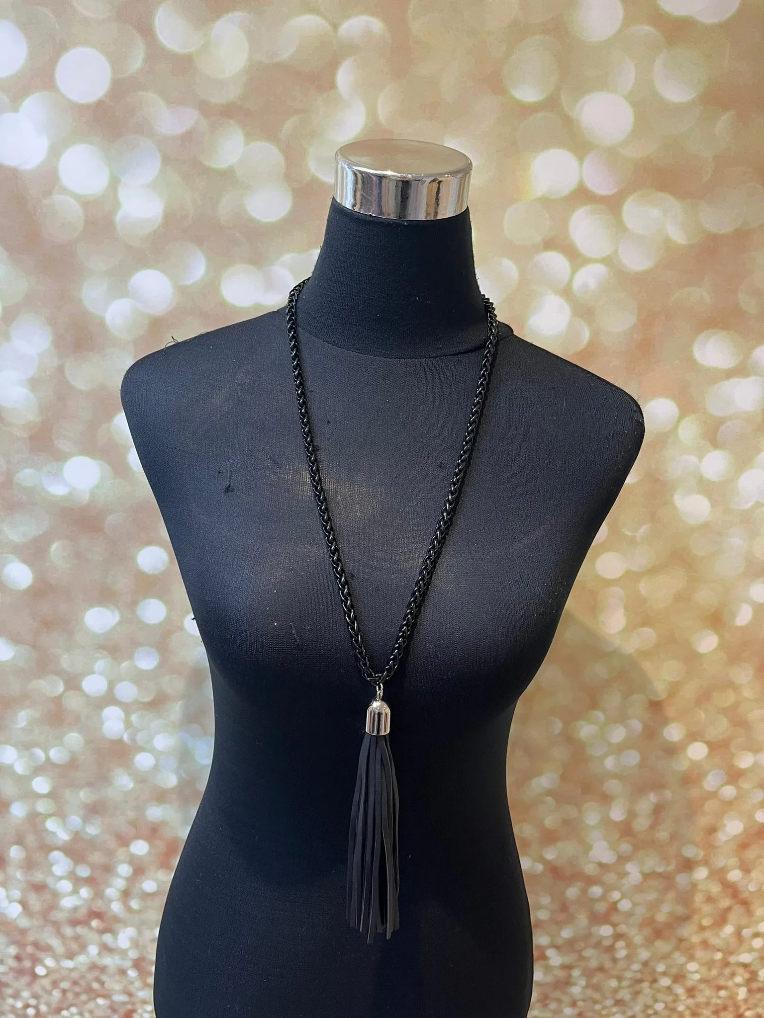 Black corded pendant necklace