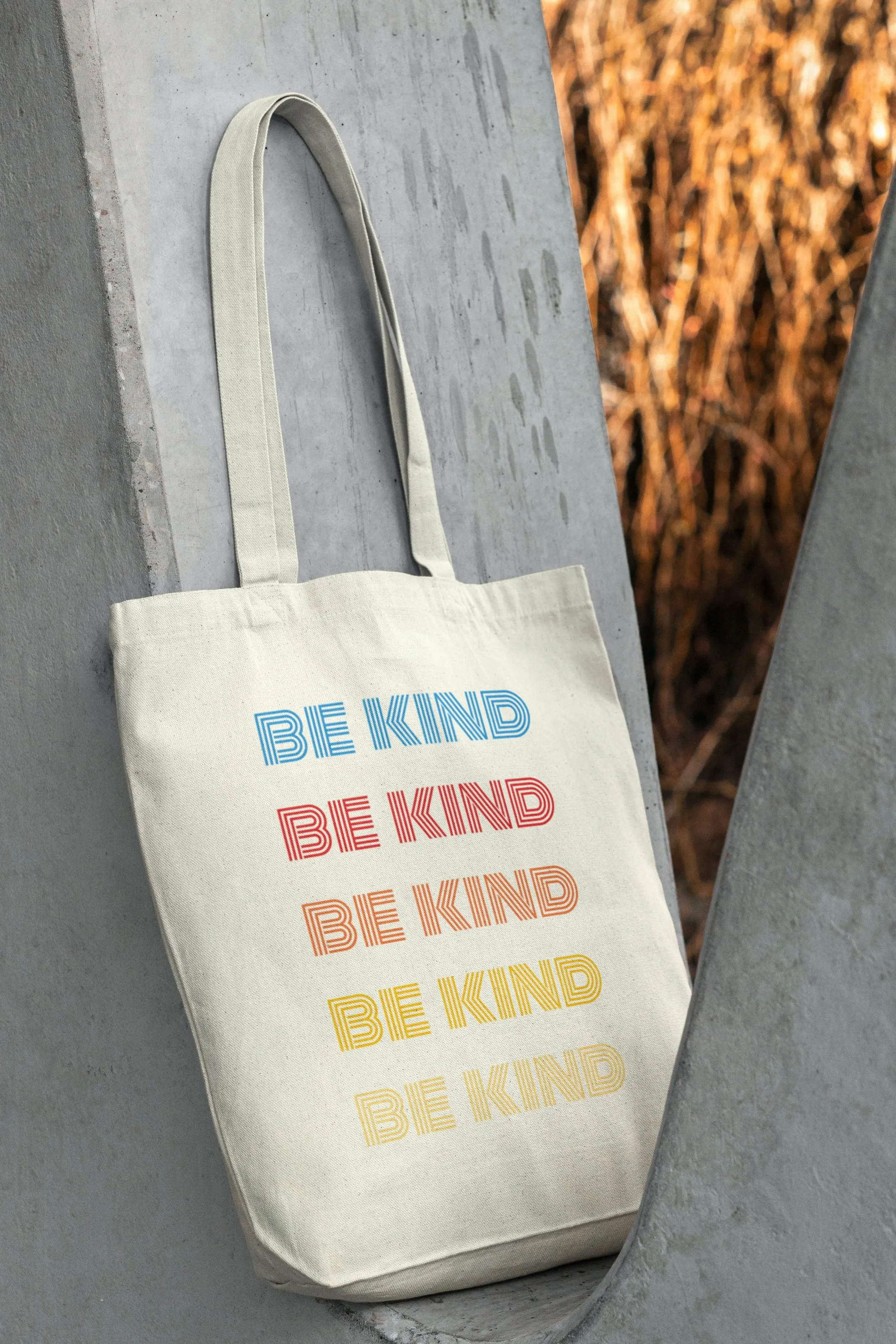 Black/White BE KIND Tote Bag with Zipper