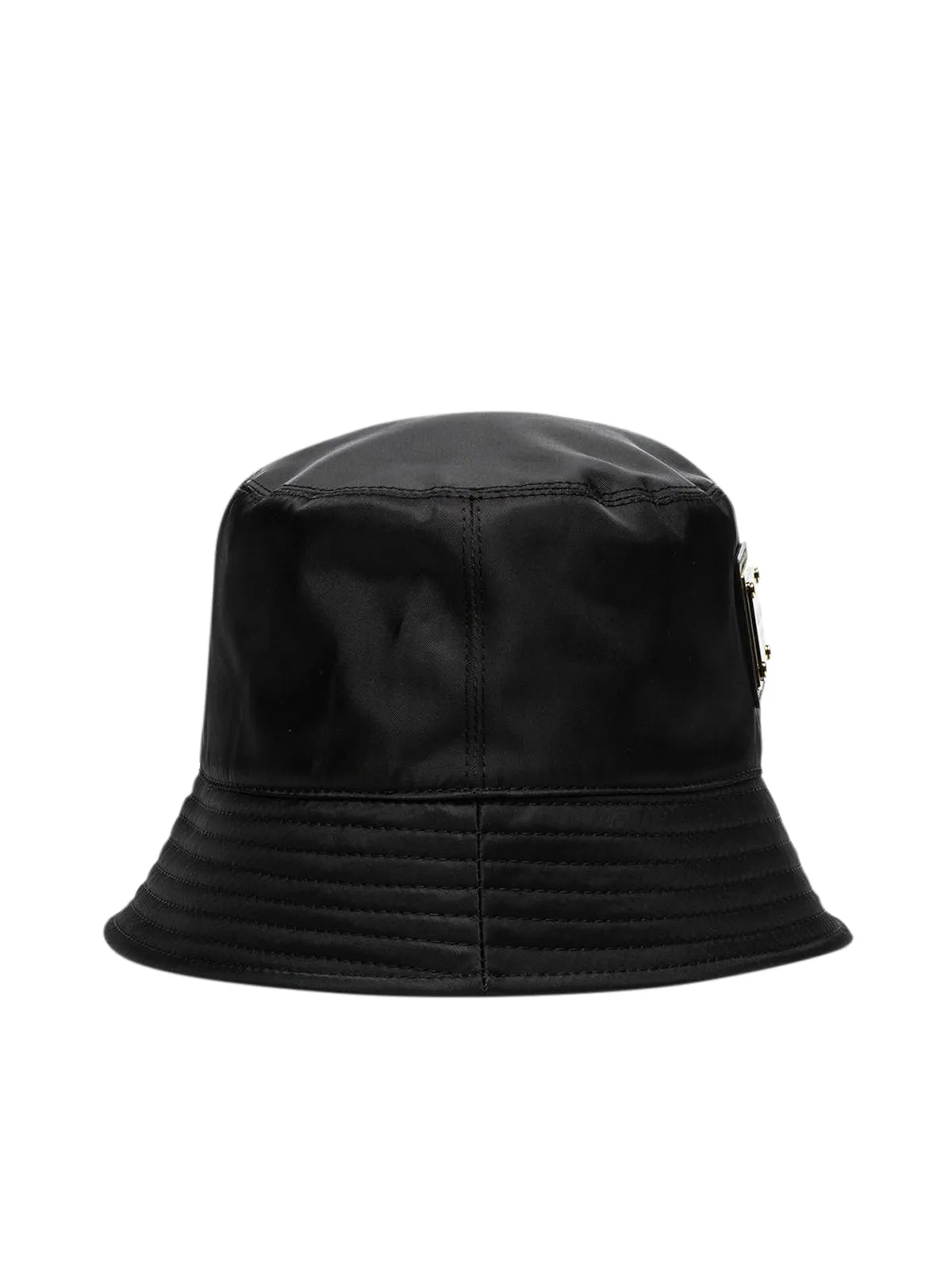 Bucket hat with application