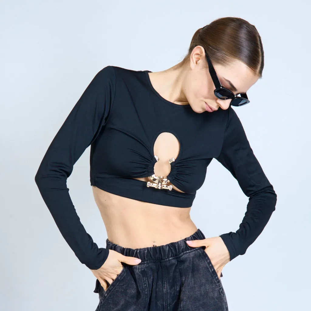 Crop-top with cut-out at the front wholesale