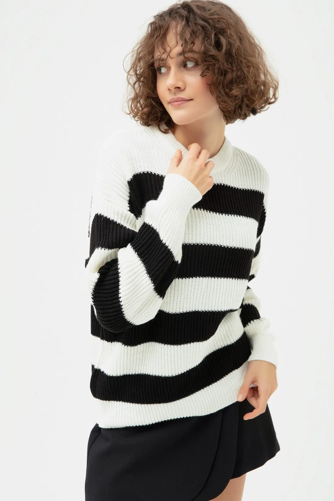 Female Bike Neckline Triko Sweater