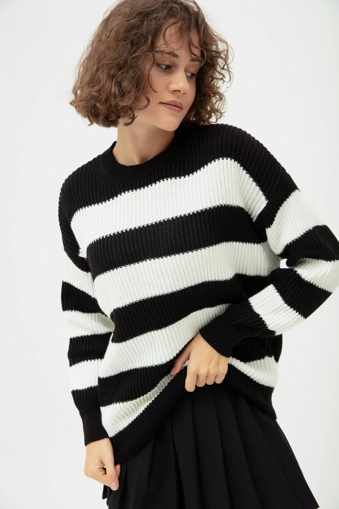 Female Bike Neckline Triko Sweater