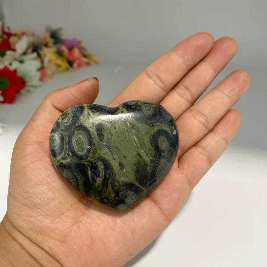 Kambaba Jasper Heart Crystal, Kambaba Heart, Healing Stone, Reiki Meditation, Palm Stone, Stone for Peace ,Tranquility,  Crocodile Jasper