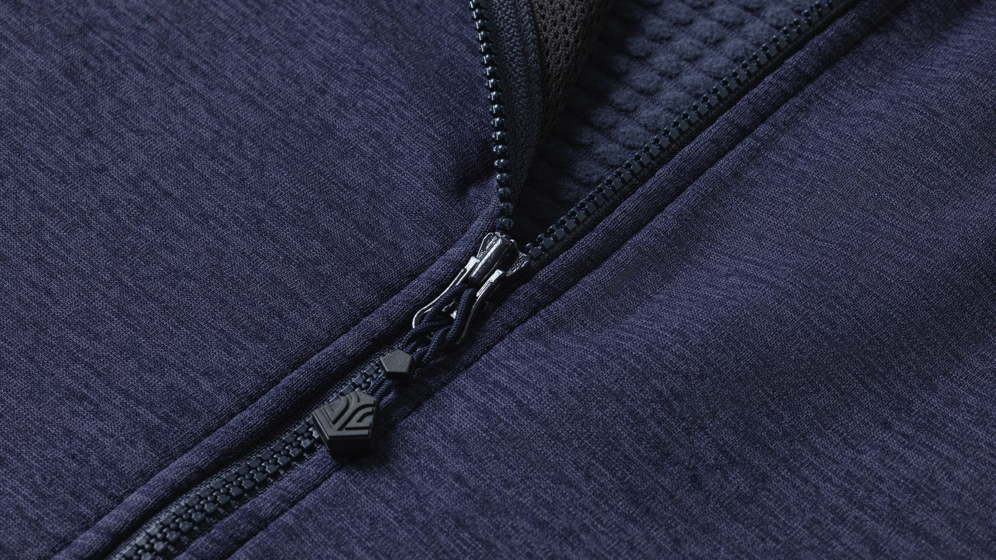 Magni-LX-(Past-Season) Men's Lightweight Hooded Fleece