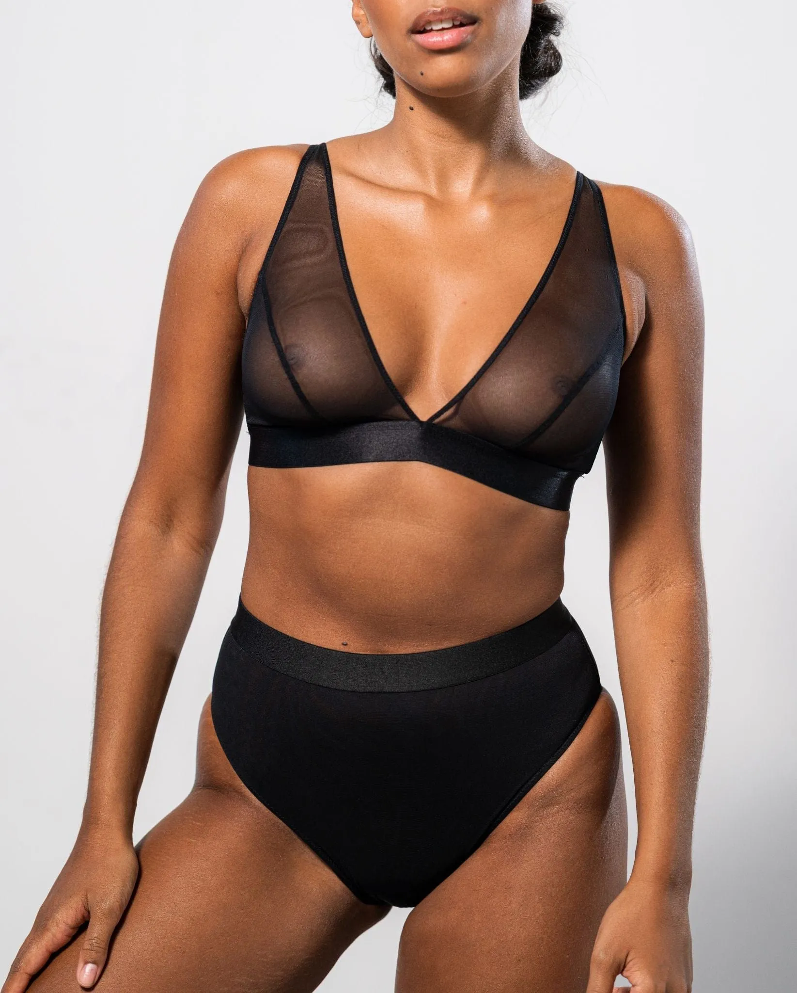 Mesh Plunge Bralette Black