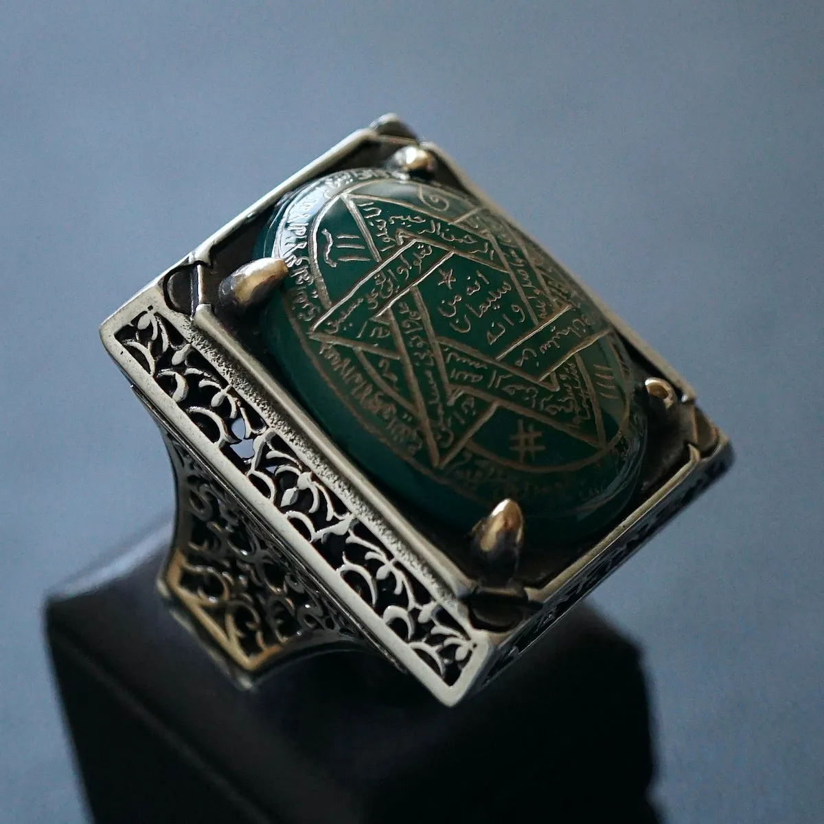 Ring 925 Sterling Silver Seal of Solomon Hand-engraved green Agate natural gemstone Unique Islamic Talisman Amulet