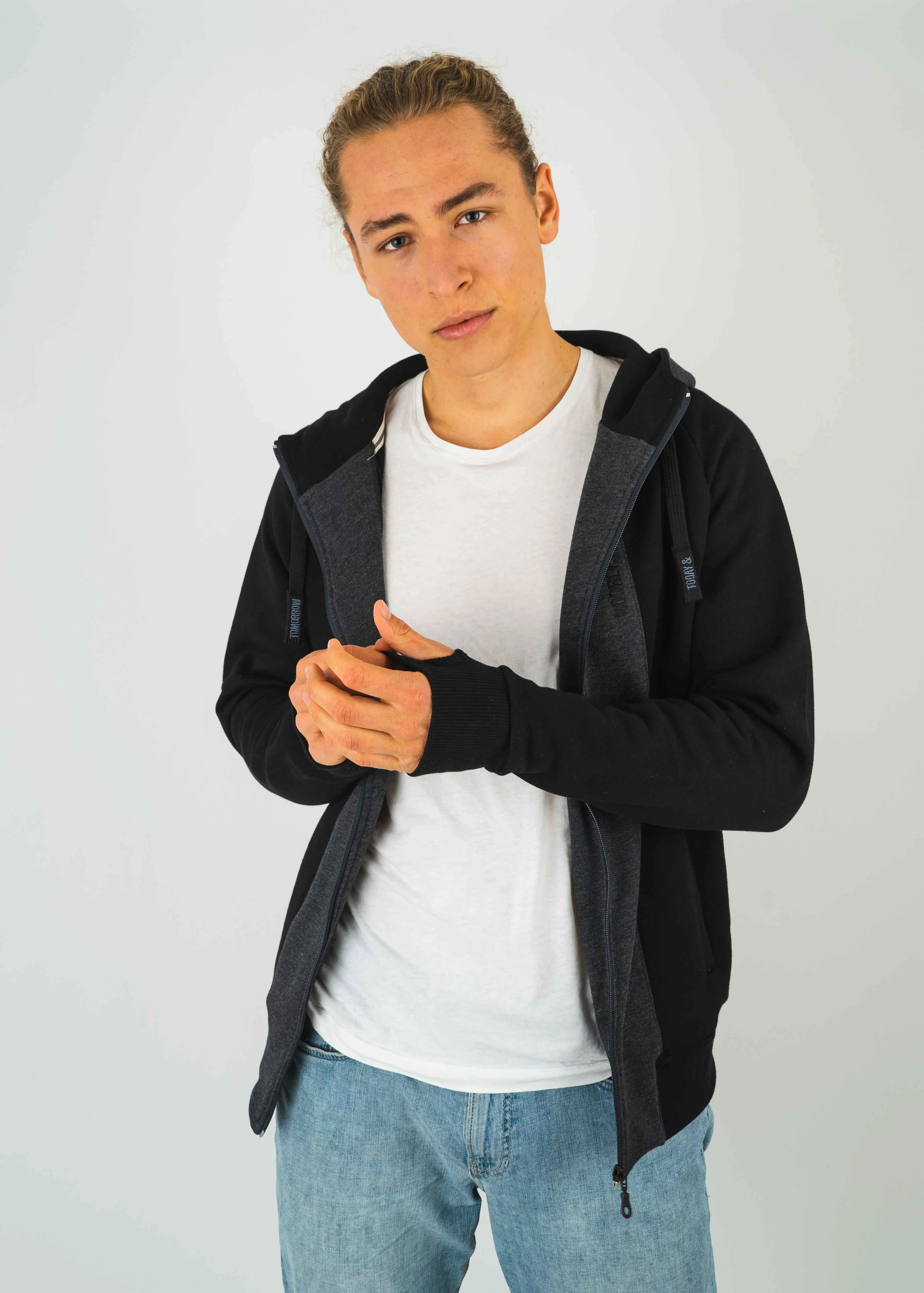 Sweatjacke STRIPPEN Black