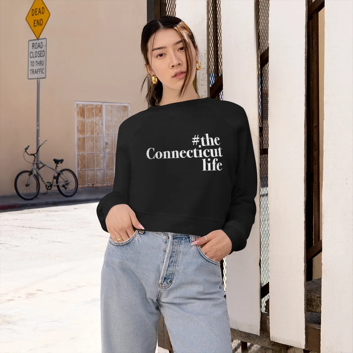 #theconnecticutlife Women's Cropped Fleece Pullover - White Font